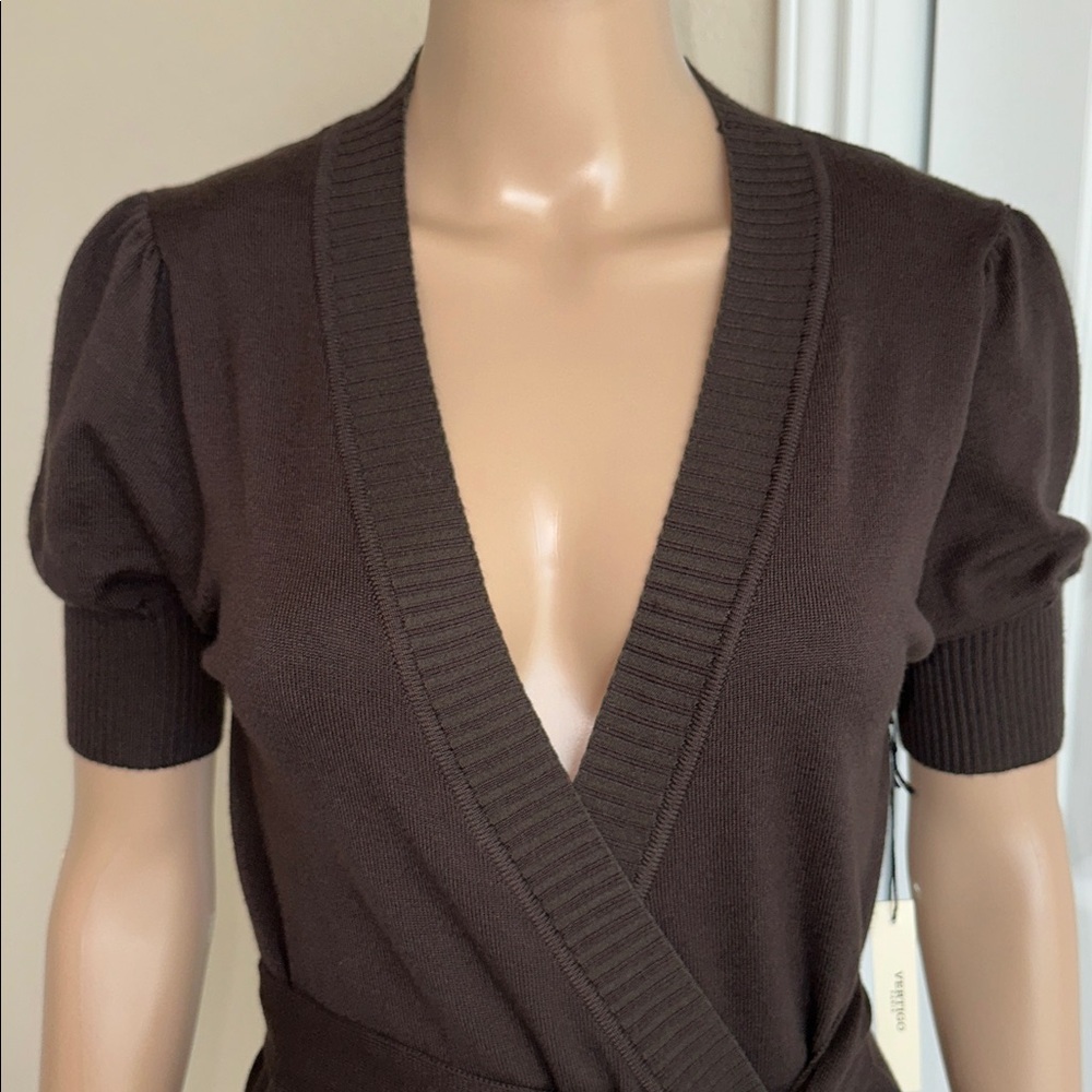 NWT Vertigo Paris Coffee Bean Color Knit Cadigan Sweater Sz.M. - Picture 2 of 15